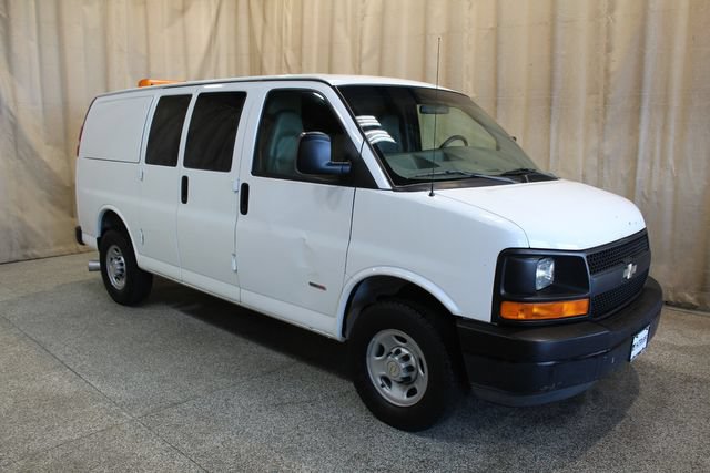 Used 2008 Chevrolet Express 3500 RWD image 2
