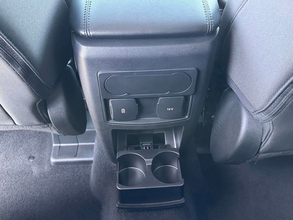 Certified 2023 Ford Explorer XLT RWD image 29