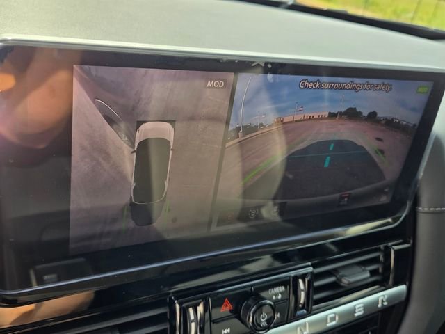 New 2026 Nissan Pathfinder SL image 22