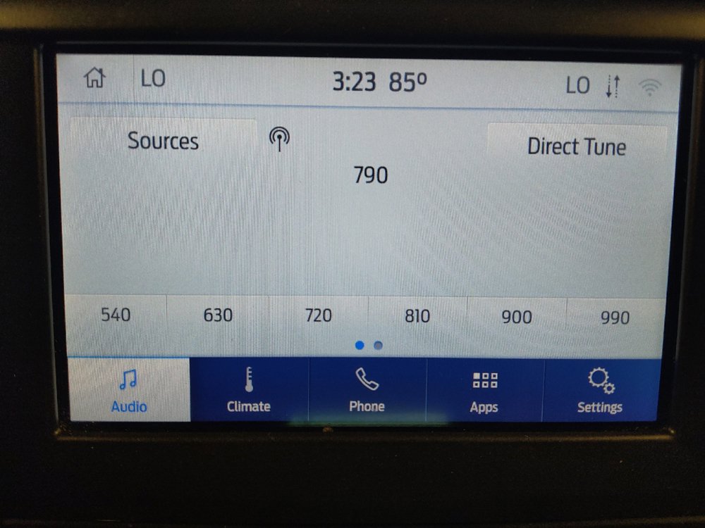 Used 2020 Ford Fusion SEL FWD image 25