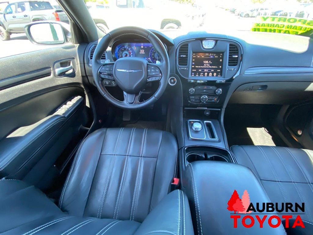 Used 2015 Chrysler 300 S RWD image 25