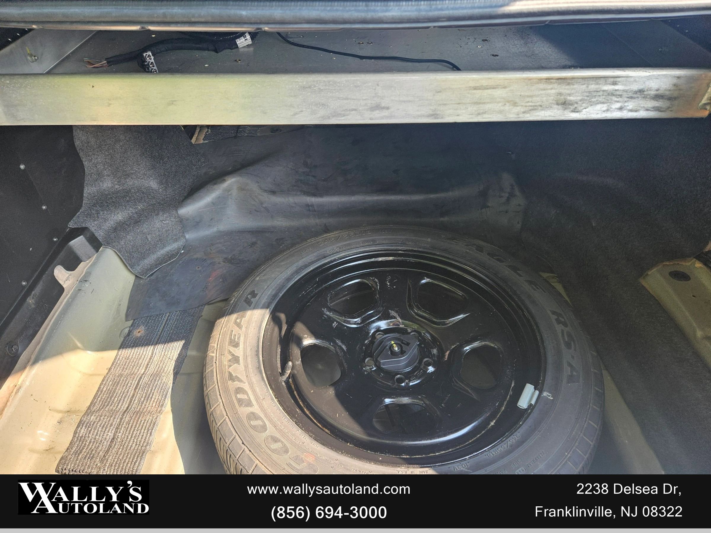 Used 2017 Ford Taurus Police Interceptor AWD w/ Ready For The Road Package image 30