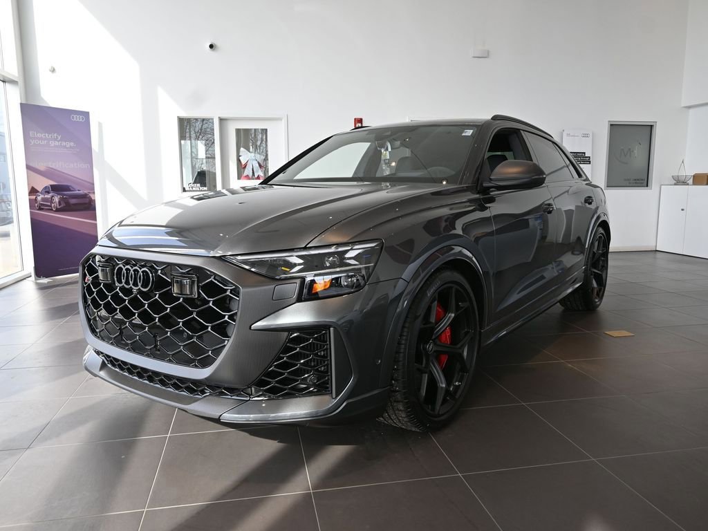 New 2026 Audi RS Q8 performance image 2