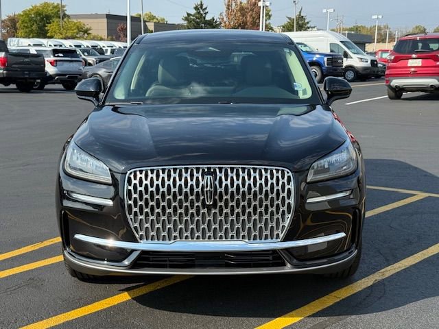Used 2024 Lincoln Corsair AWD image 8