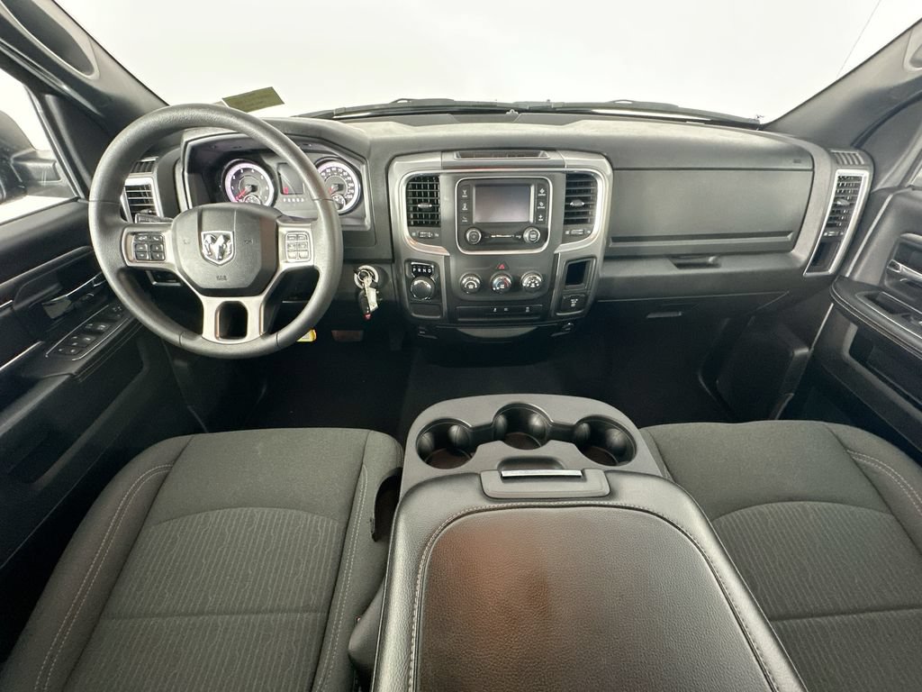 Used 2024 RAM 1500 Warlock RWD image 10