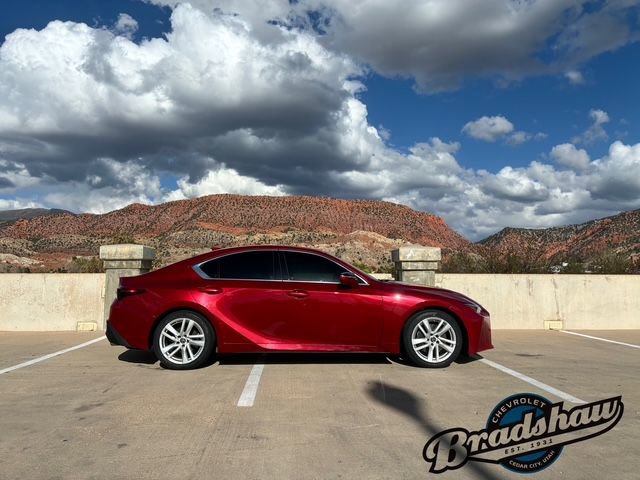 Used 2022 Lexus IS 300 w/ Accessory Package RWD image 3