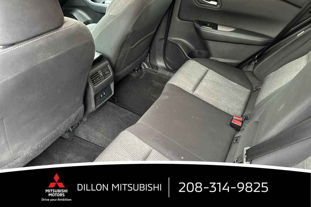 Used 2025 Nissan Rogue SV AWD/4WD image 15