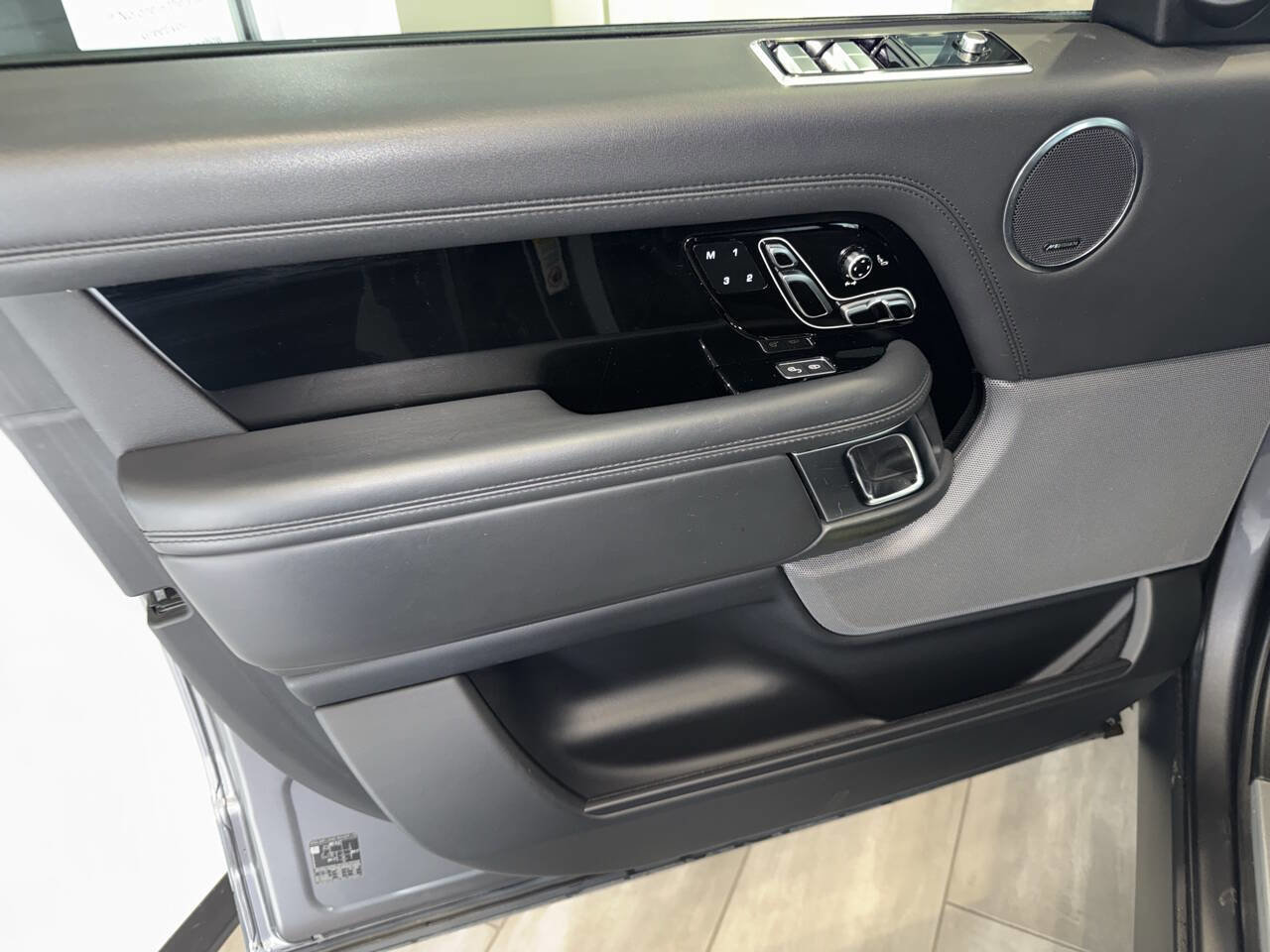 Used 2019 Land Rover Range Rover HSE AWD/4WD image 21