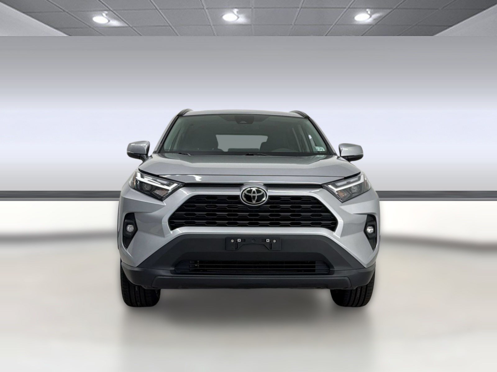 Used 2023 Toyota RAV4 XLE Premium AWD/4WD image 6