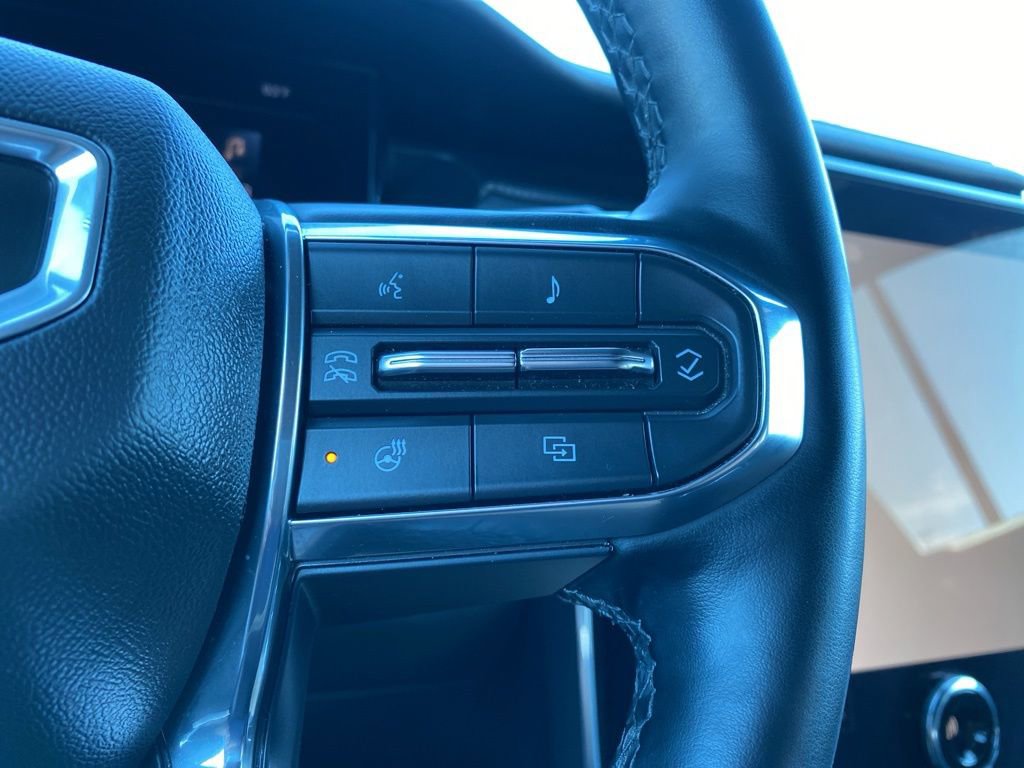 Used 2024 GMC Acadia Elevation FWD image 35