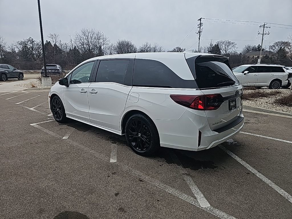 Used 2025 Honda Odyssey Sport-L image 3