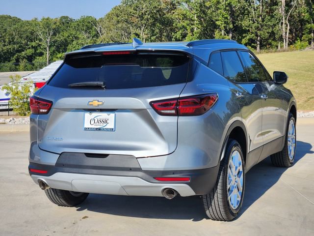New 2025 Chevrolet Blazer LT w/ Convenience Package FWD image 5