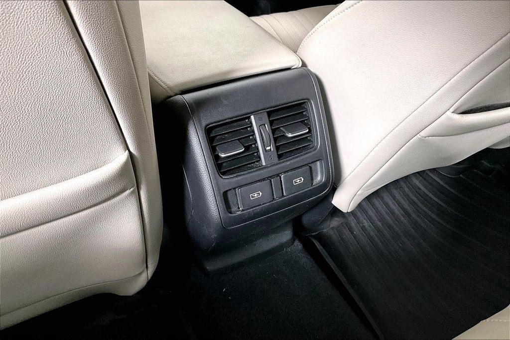 Used 2022 Honda Accord Touring image 35