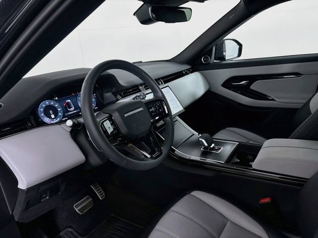 Used 2026 Land Rover Range Rover Evoque Dynamic SE AWD/4WD image 9