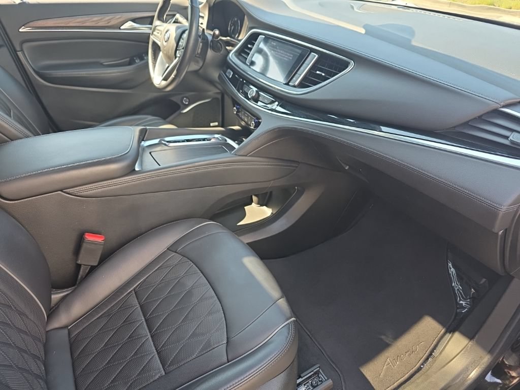 Used 2024 Buick Enclave Avenir w/ Avenir Technology Package FWD image 12