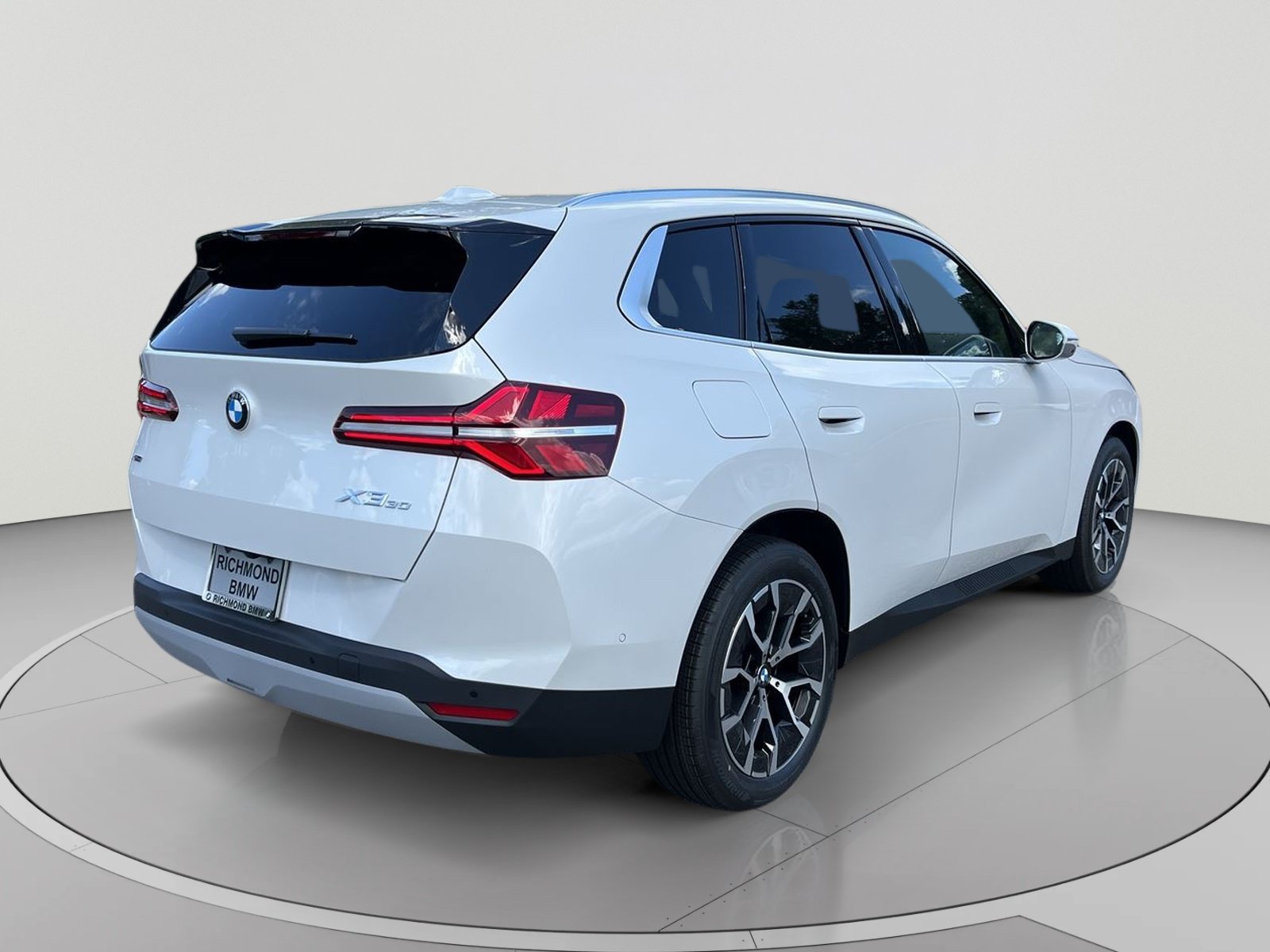 New 2026 BMW X3 xDrive30i w/ Premium Package AWD/4WD image 5