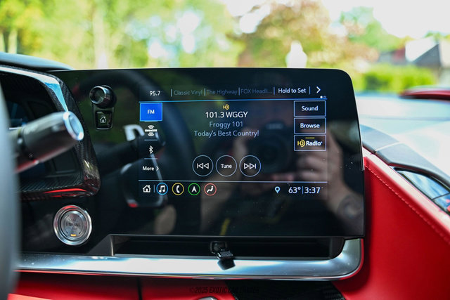 Used 2020 Chevrolet Corvette Stingray Premium Cpe w/ 3LT Preferred Equipment Group image 42