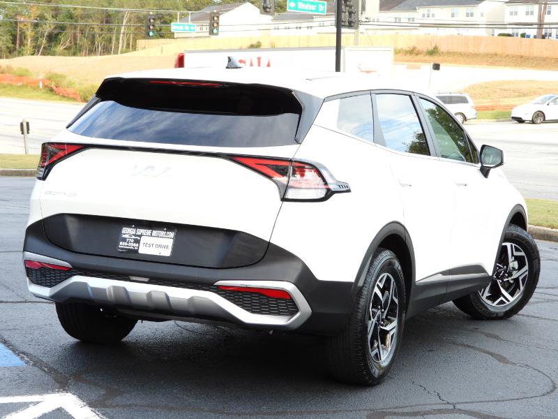 Used 2023 Kia Sportage LX image 5
