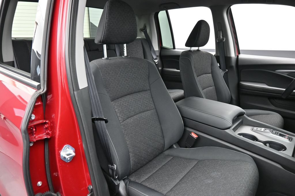 Used 2025 Honda Ridgeline Sport image 35