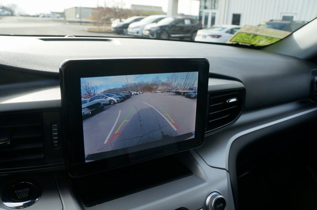 Used 2022 Ford Explorer XLT w/ Class IV Trailer Tow Package image 25