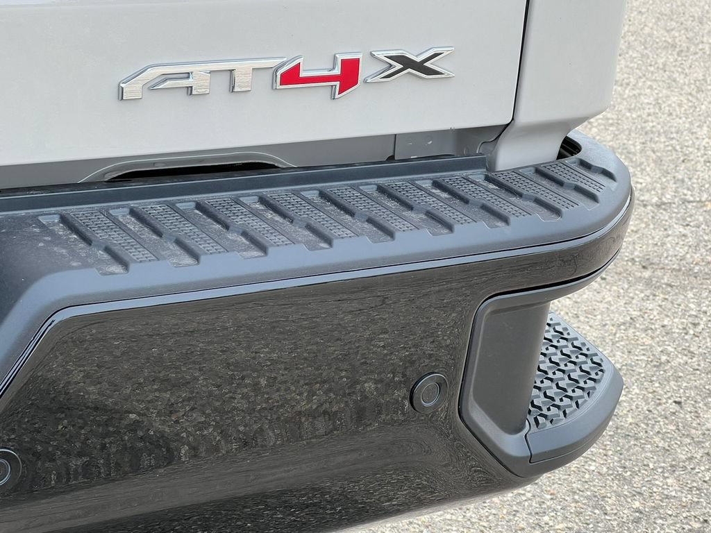 New 2026 GMC Sierra 1500 AT4X AWD/4WD image 16