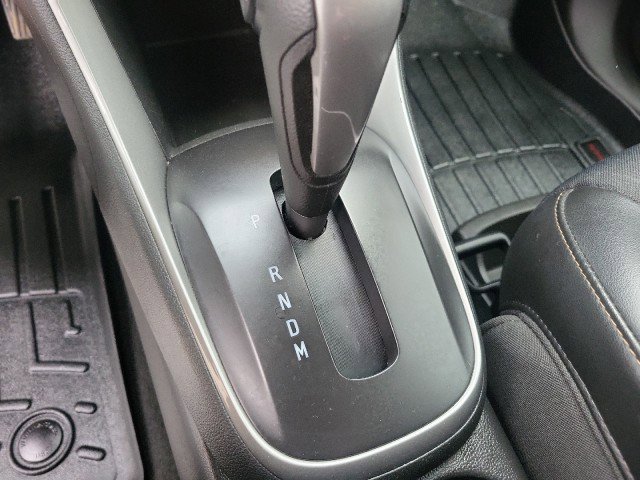 Used 2021 Chevrolet Trax LT w/ LT Convenience Package image 15