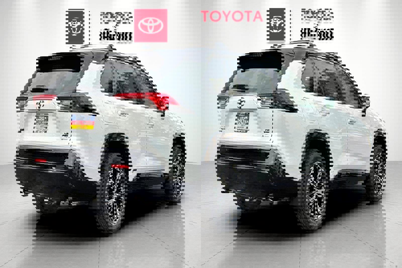 New 2025 Toyota RAV4 XSE image 4