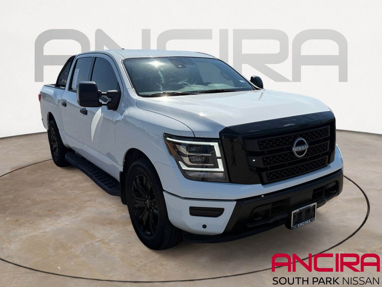 Used 2023 Nissan Titan SV w/ SV Convenience Package