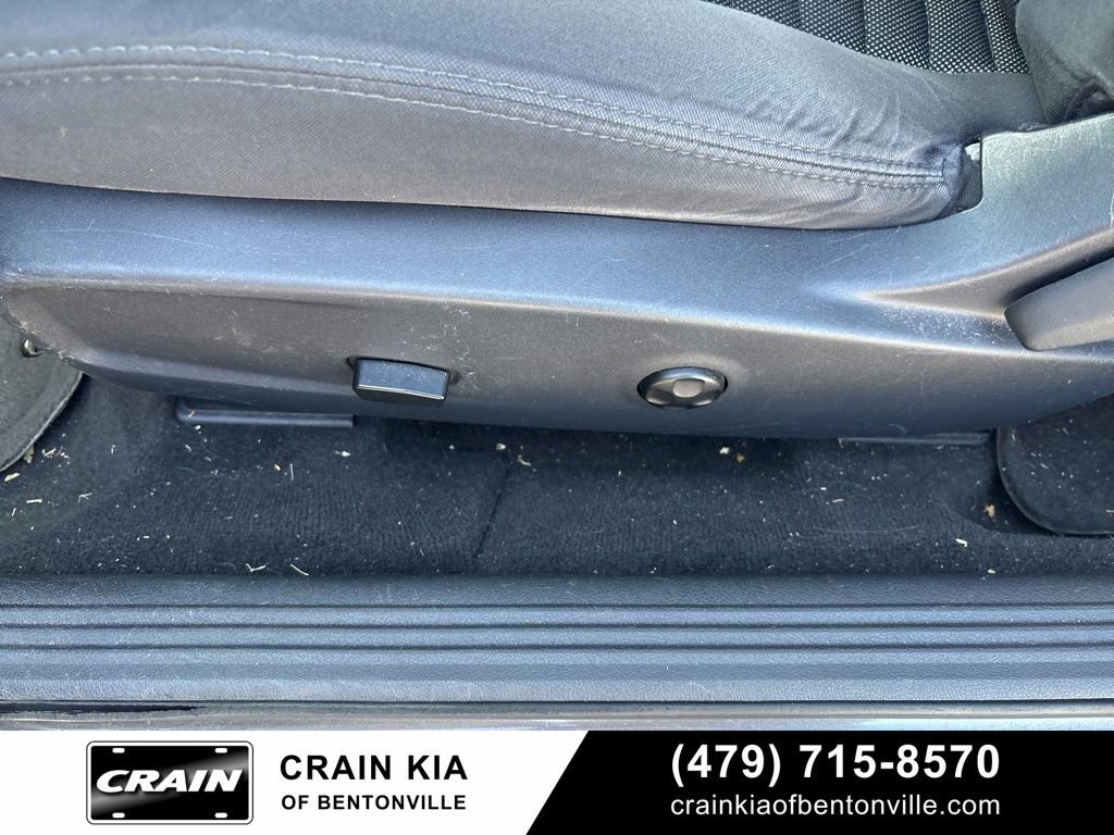 Used 2013 Dodge Challenger SXT w/ Super Sport Group image 15