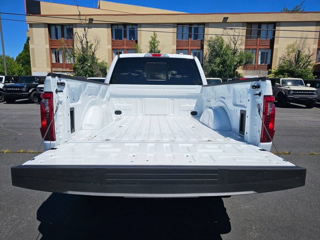 New 2026 Ford F150 XLT w/ Equipment Group 302A MID AWD/4WD image 5
