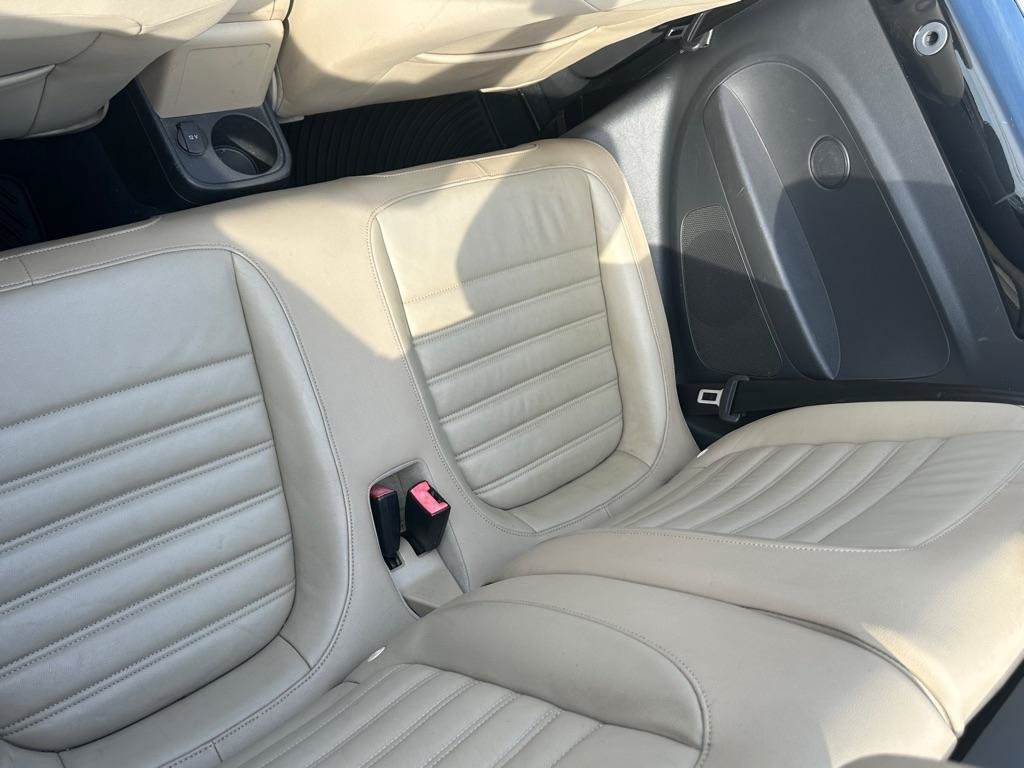 Used 2013 Volkswagen Beetle 2.5 FWD image 16