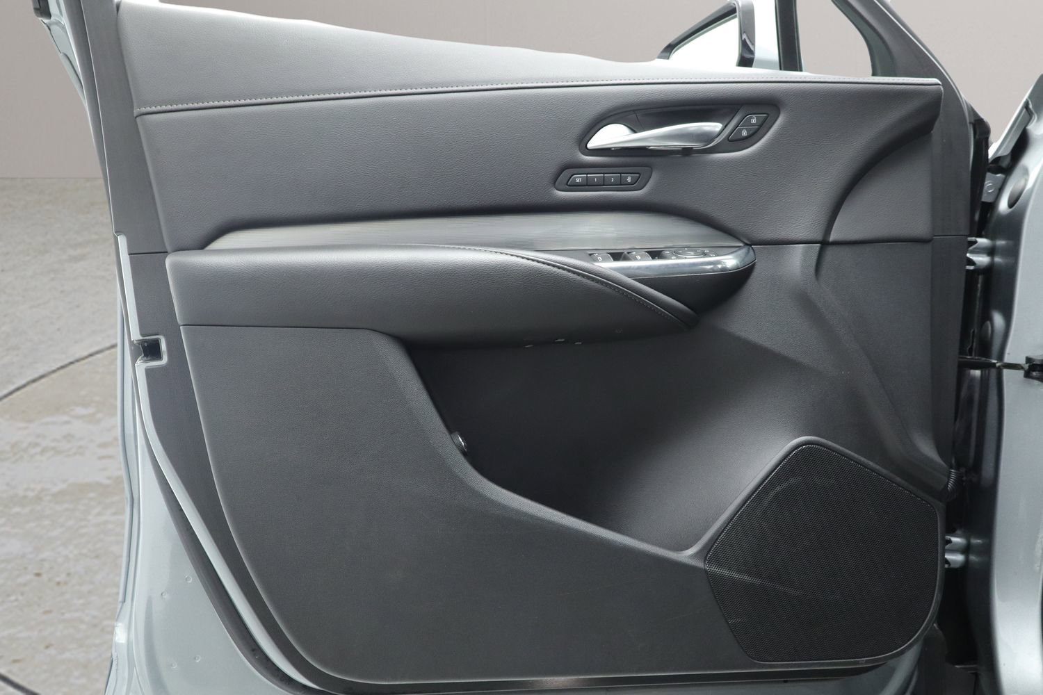 Certified 2024 Cadillac XT4 Premium Luxury image 15