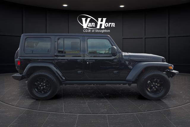 Used 2022 Jeep Wrangler Unlimited Willys image 2