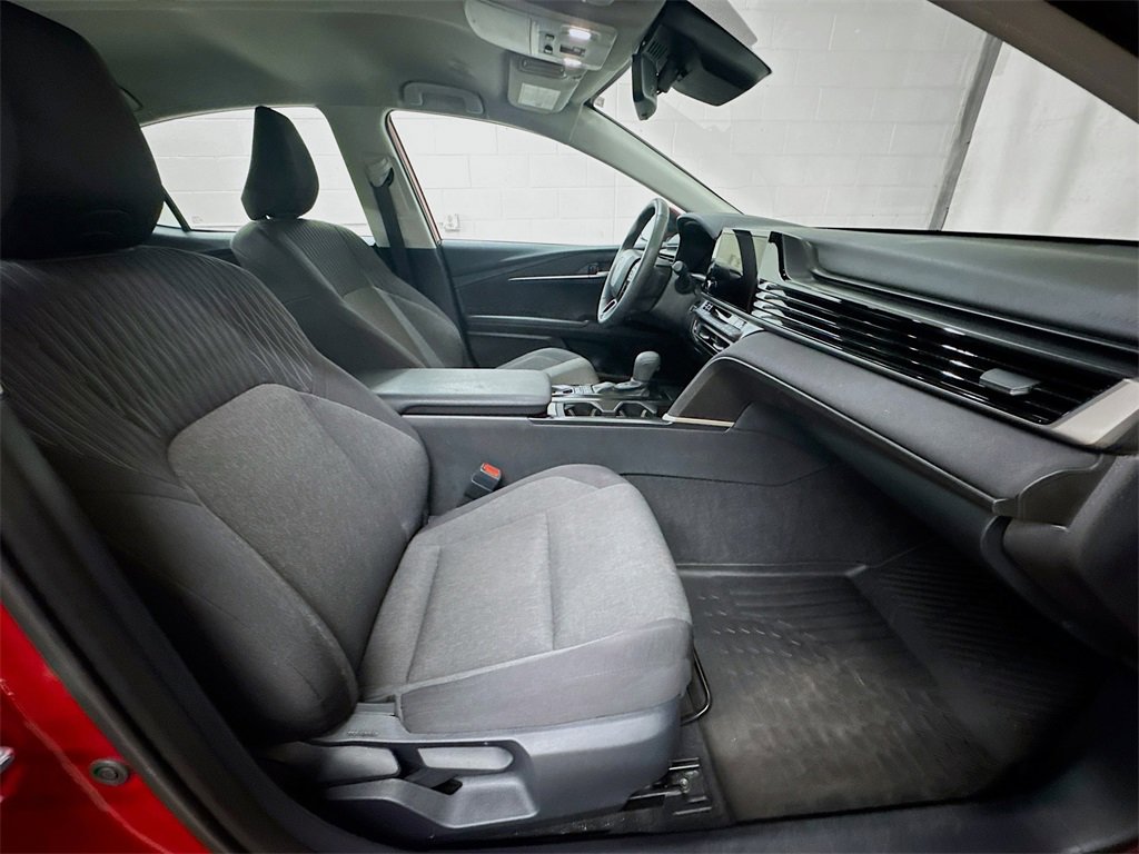 Used 2025 Toyota Camry LE image 26