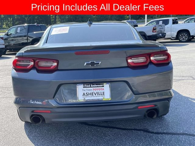 Used 2021 Chevrolet Camaro LT w/ Technology Package RWD image 4