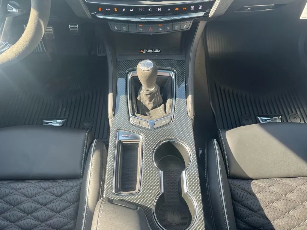 New 2026 Cadillac CT5 V Blackwing w/ Carbon Fiber 1 Package image 28