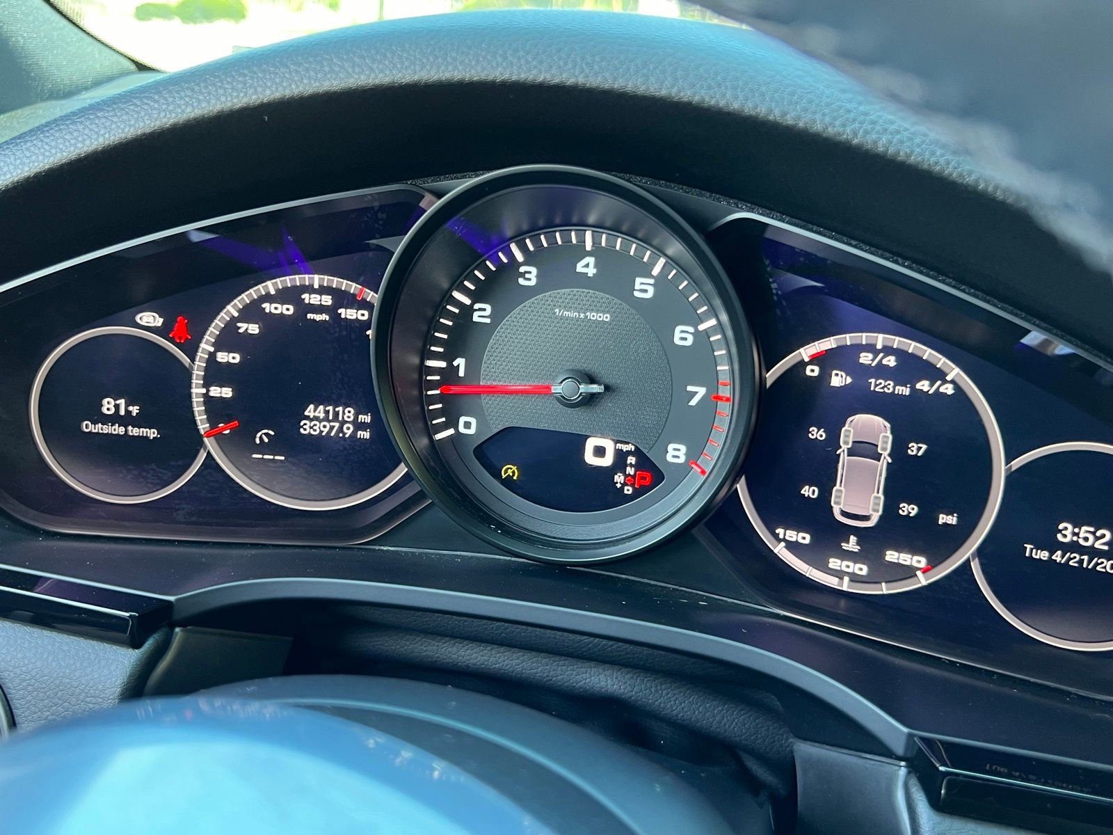 Certified 2023 Porsche Cayenne AWD/4WD image 24