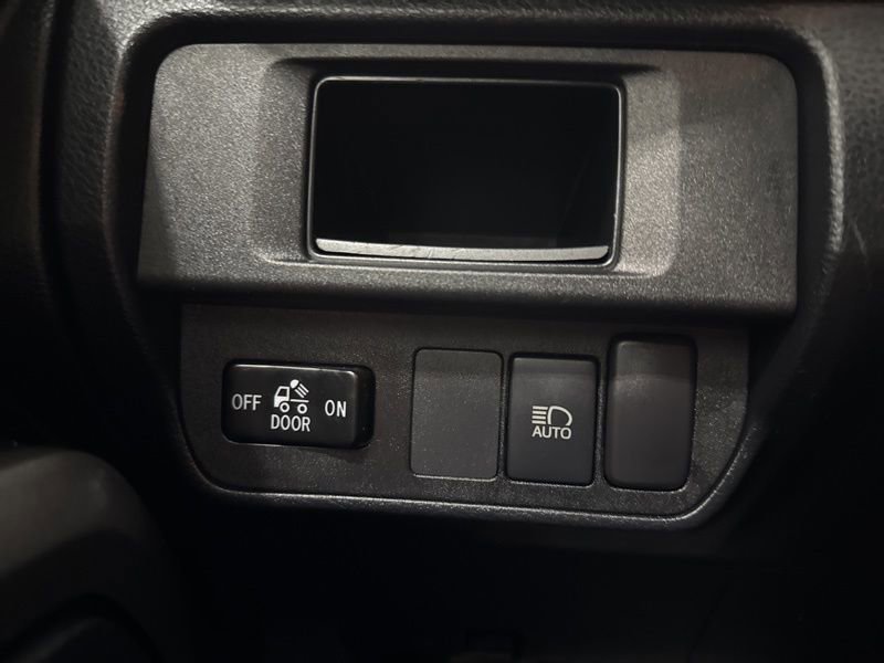 Used 2019 Toyota Tacoma SR5 image 23