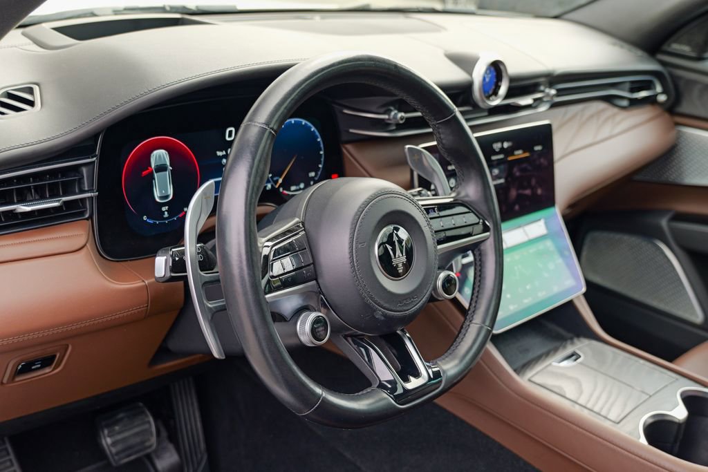 Certified 2023 Maserati Grecale GT image 21