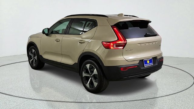 New 2026 Volvo XC40 B5 Plus w/ Protection Package Premier AWD/4WD image 5