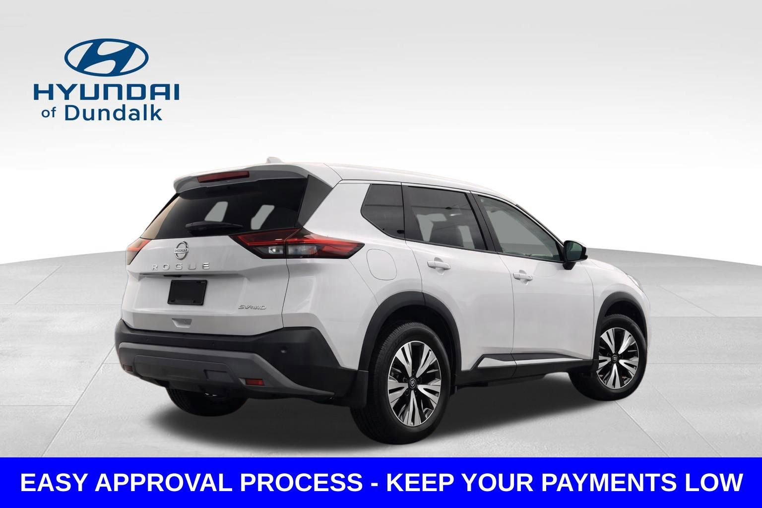 Used 2023 Nissan Rogue SV w/ SV Premium B Package image 5