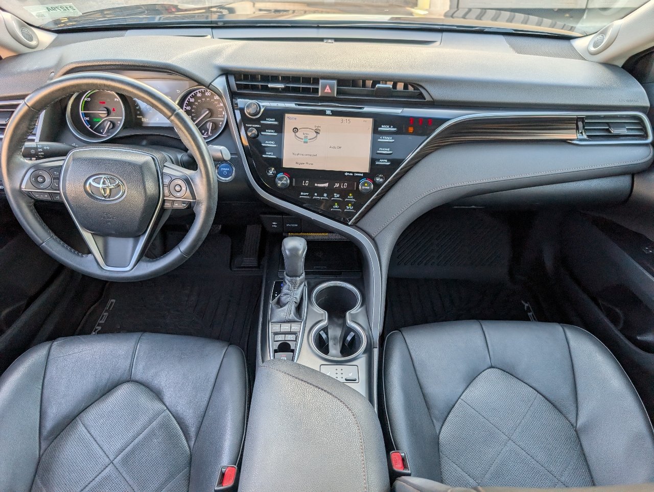 Used 2018 Toyota Camry XLE w/ Audio Package FWD image 4