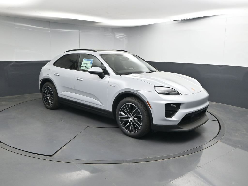 New 2026 Porsche Macan Electric RWD image 28