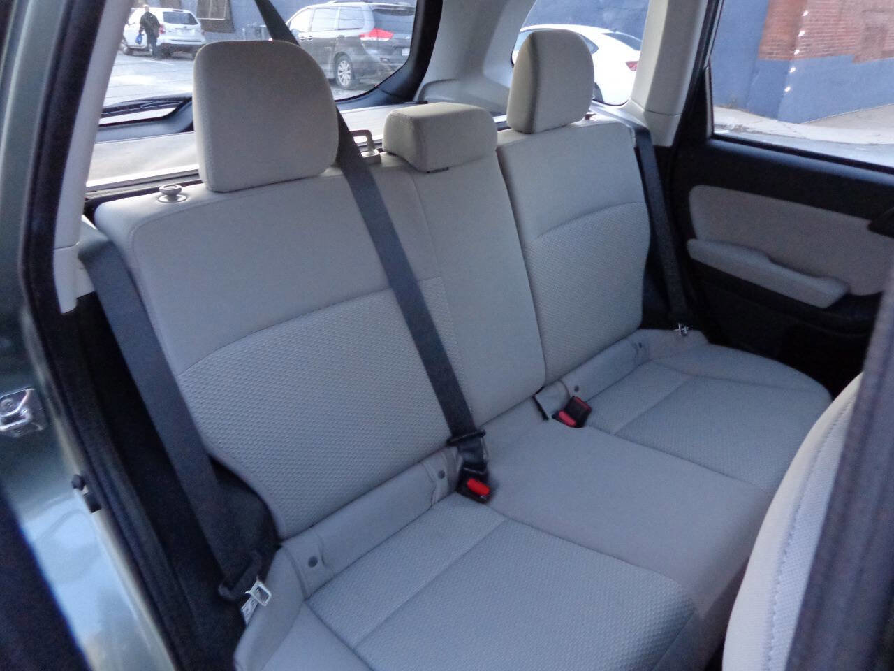 Used 2014 Subaru Forester 2.5i image 23