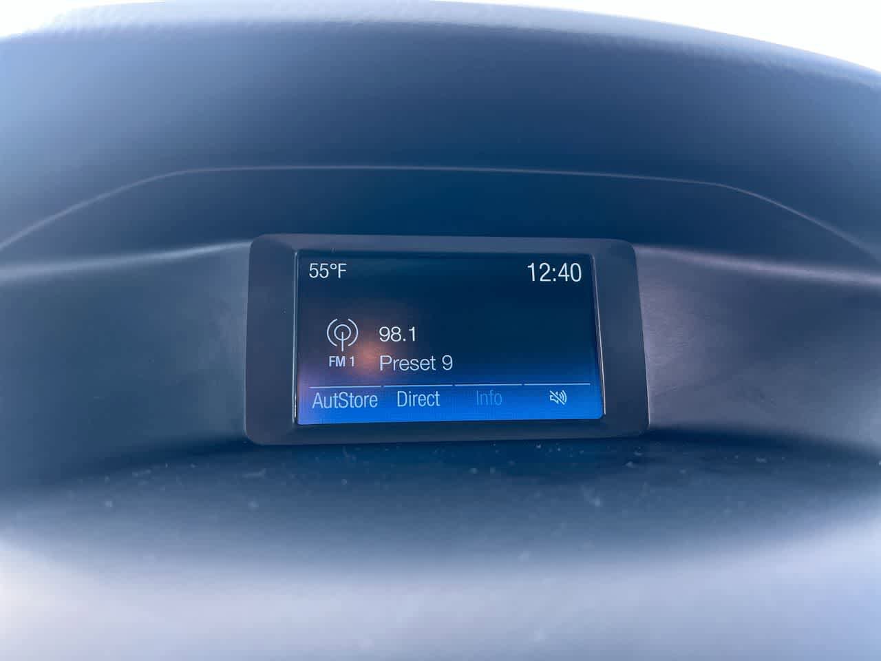 Used 2018 Ford Focus SE FWD image 16