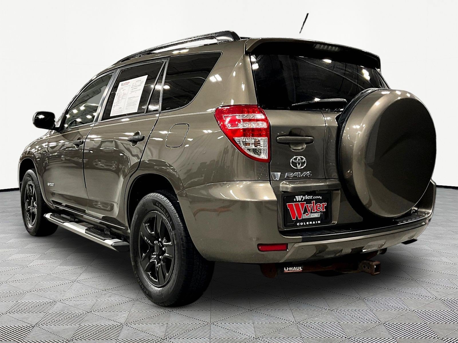 Used 2012 Toyota RAV4 FWD w/ Value Pkg image 4