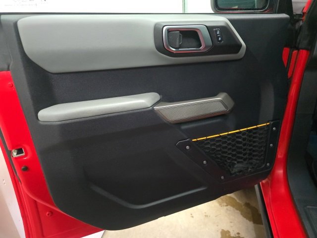 Used 2022 Ford Bronco Badlands image 14