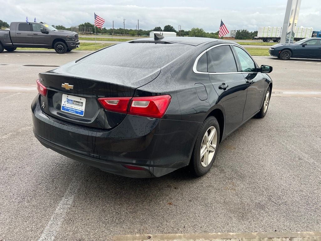 Used 2020 Chevrolet Malibu LS FWD image 4