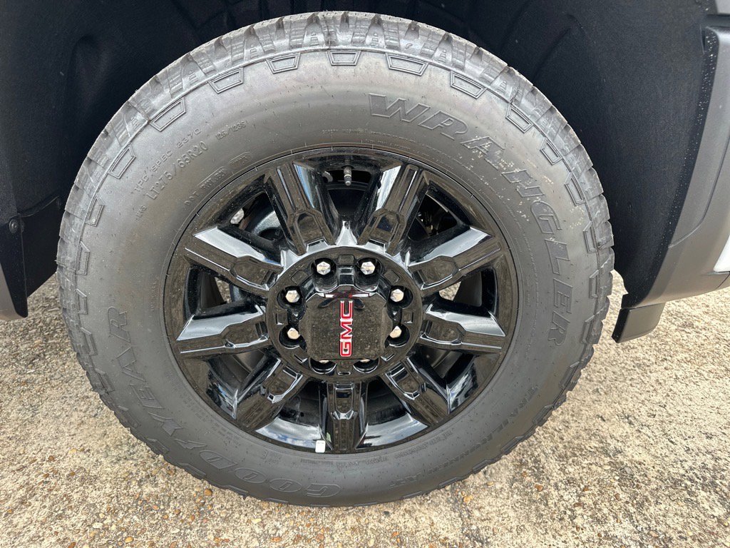 New 2025 GMC Sierra 2500 AT4 w/ AT4 Premium Plus Package image 24