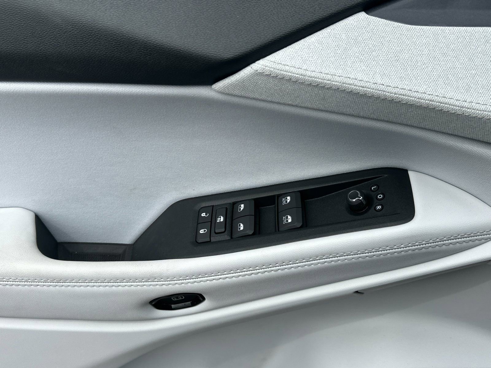 New 2026 Jeep Cherokee Laredo AWD/4WD image 11